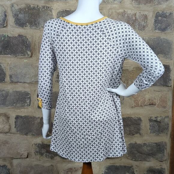 Matilda Jane Tunic Top Woman's Small White Black Yellow Trim Patterned Loose - Picture 7 of 15